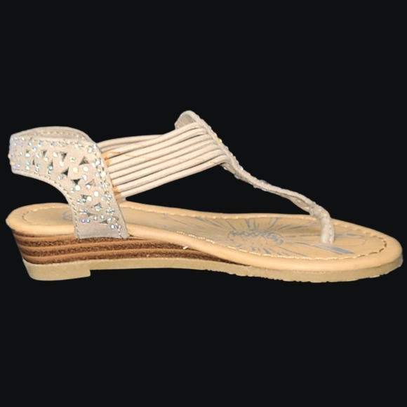 TODDLER GIRLS DAISY FUENTES FLAT SANDALS - SIZE 7m - Picture 8 of 11